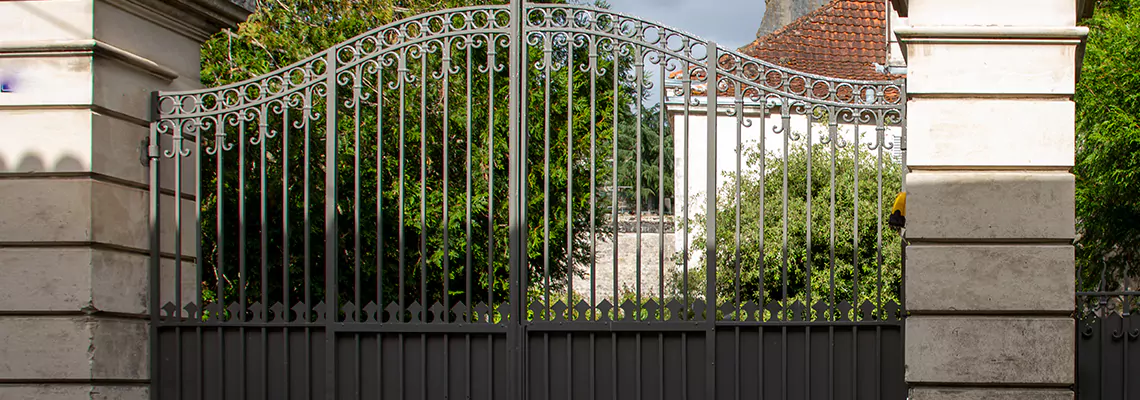 Wooden Swing Gate Repair in Adelaide, SA